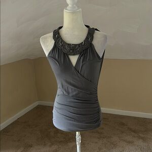 Cache Gray Sleeveless Fitted Blouse
